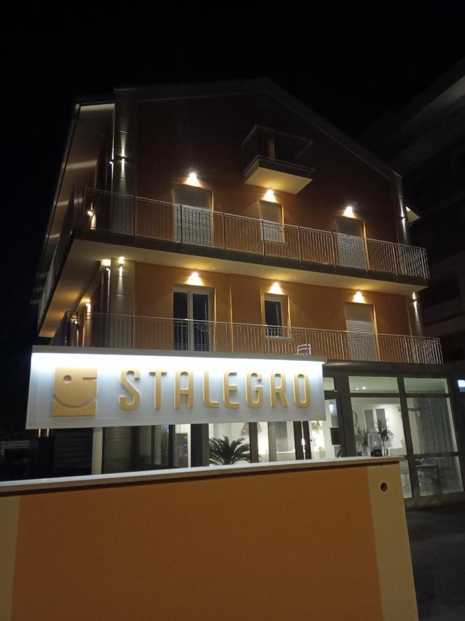 Stalegro Residence Чезенатико Екстериор снимка